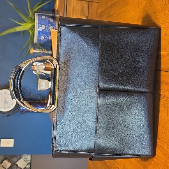 Gucci Black Business Tote with Silver Handles - Picture 1 of 16